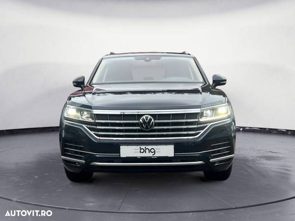 Volkswagen Touareg - 4