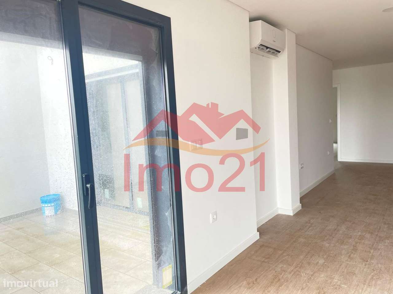 T2 Duplex com Terraço novo em Esgueira-8