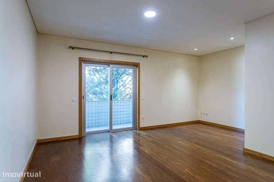 Apartamento T1 – Prelada – R.Monte Burgos - Grande imagem: 5/19