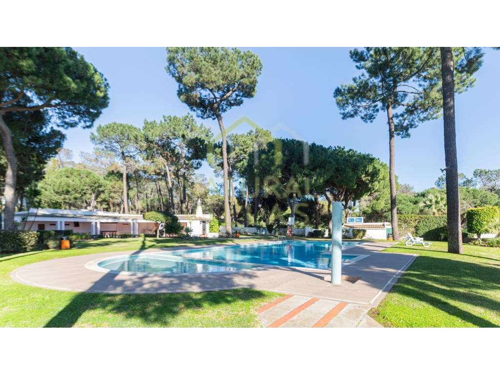 Apartamento T3 em Vilamoura-12