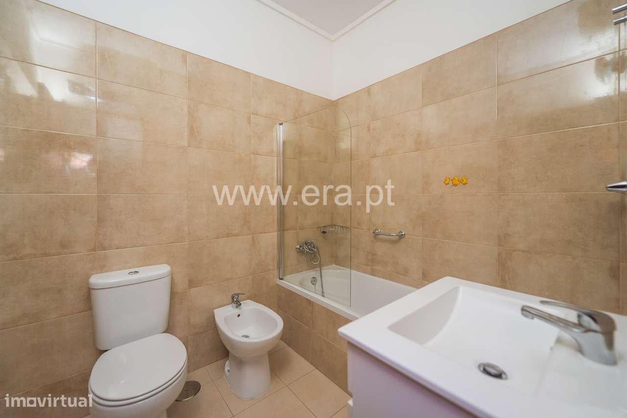 Apartamento T6 - Benfica-18