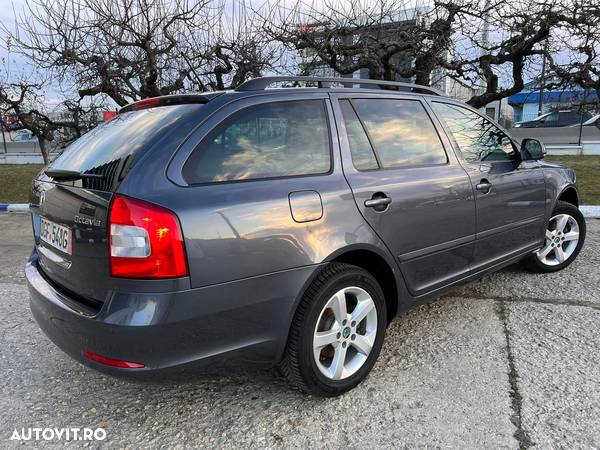 Skoda Octavia Combi 2.0 TDI DPF FAMILY 4x4 - 5