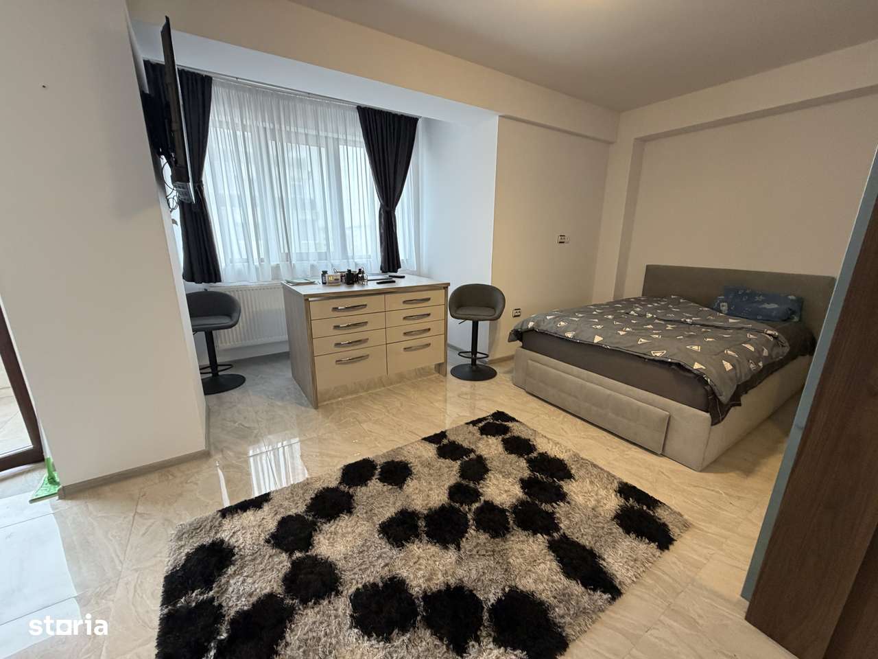 Chirie Garsoniera Mioveni, Bloc Nou, Et4, moderna, mobilata utilata - Imagine principală: 1/16