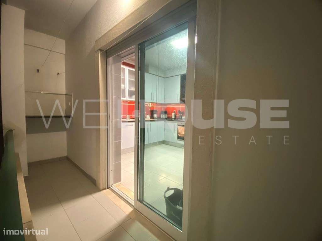 Apartamento T2 com Duas Varandas no Pinhal Novo - Totalmente Remode...-23