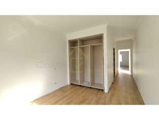 Moradia T5 nova em lote 631 m2 com piscina! - Grande imagem: 4/7