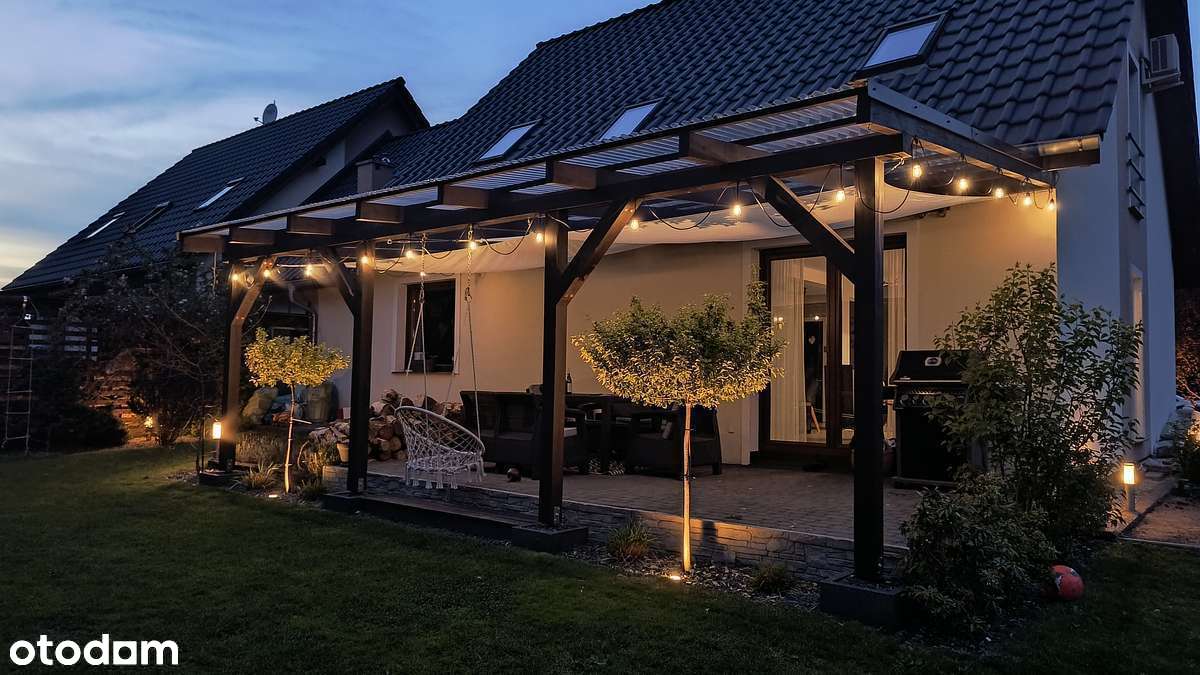 Dom z garażem i ogrodem w zabudowie bliźniaczej przy lesie. - Pełny obrazek: 2/20