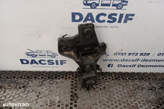 Soclu becuri lampa stop pe aripa stanga 1t0945257a Volkswagen VW Touran 1 (facelift)  [din 2006 pan - 1