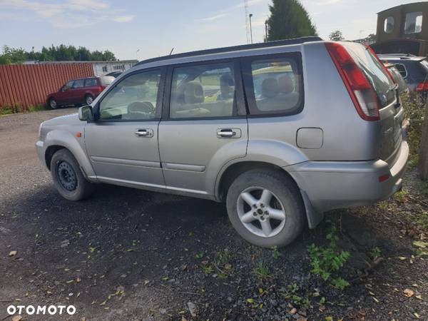 Nissan X-Trail NA CZĘŚCI!!! Kolor: KX4 - 3