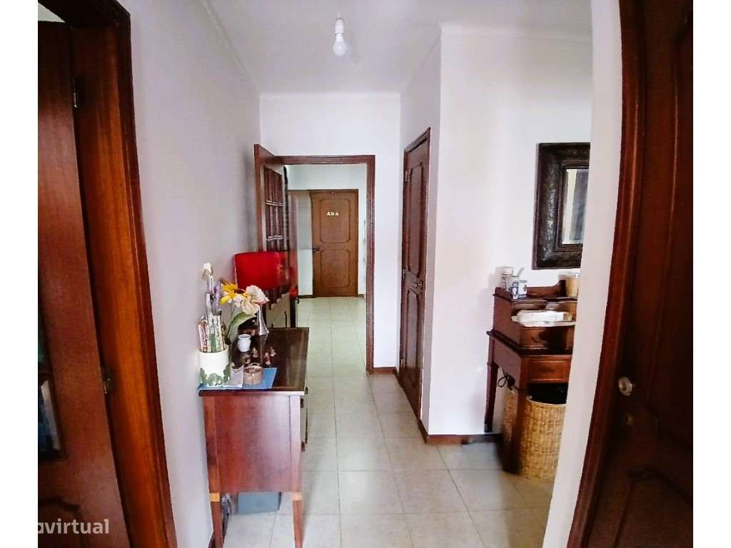 Apartamento T4 - Carvalhido-1