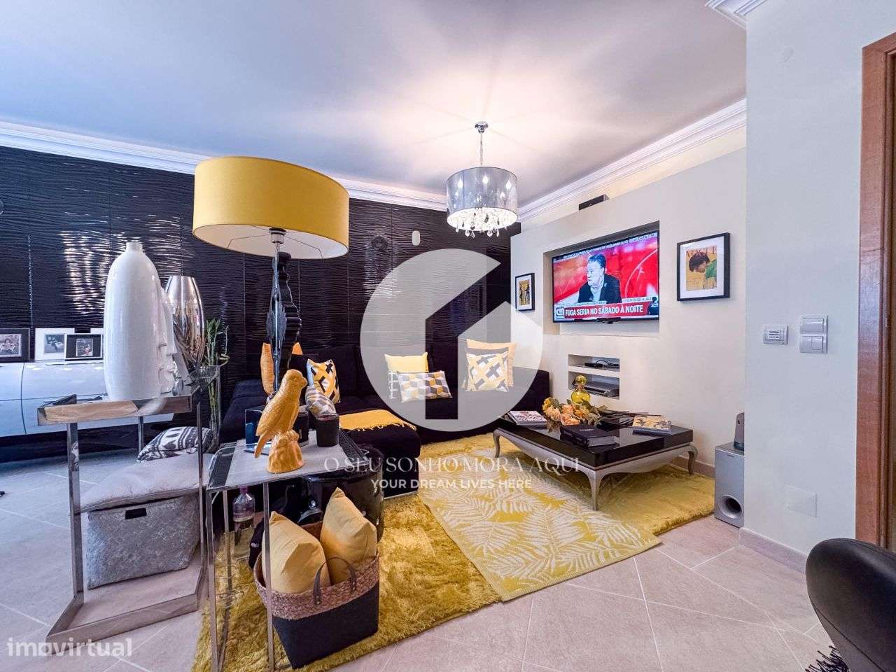 Moradia T4 de luxo mobiliada à venda em Olhão-6