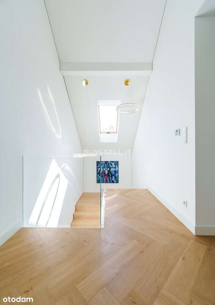 Nowoczesny dom po kapitalnym remoncie-8