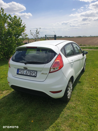 Ford Fiesta 1.5 TDCi Ambiente - 5