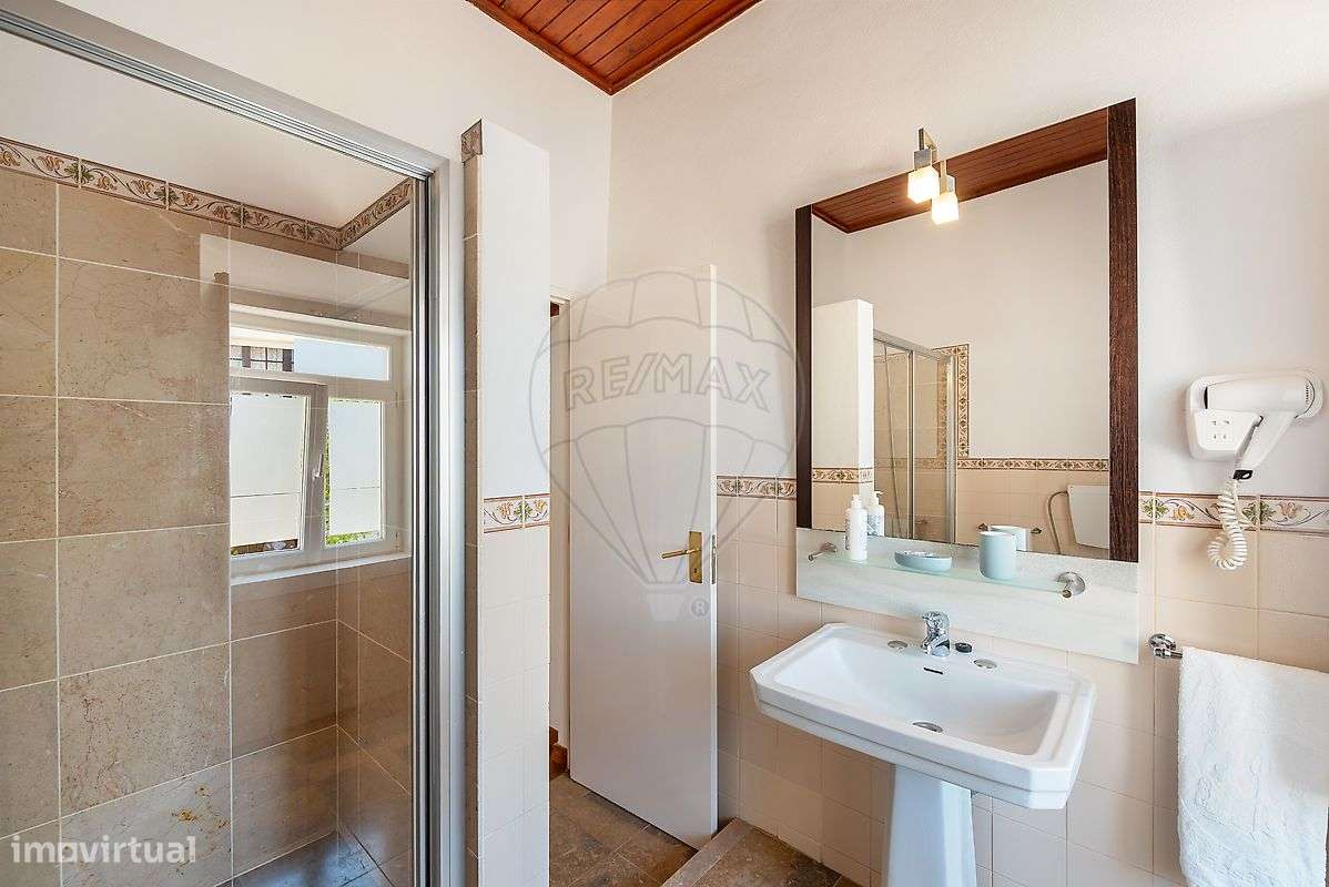 Hotel  para venda-18