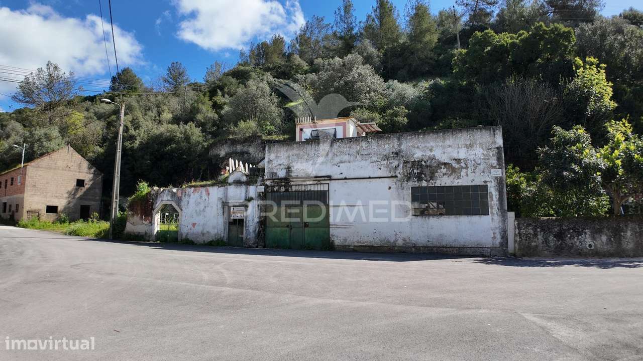 MORADIA T3 PARA RESTAURAR – PERNES, SANTARÉM - Grande imagem: 4/39