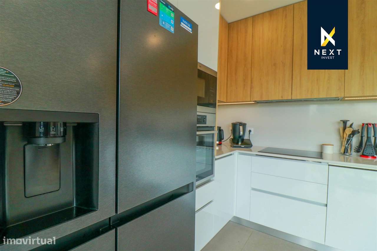 Moradia Geminada T4 com Piscina – Viseu-15