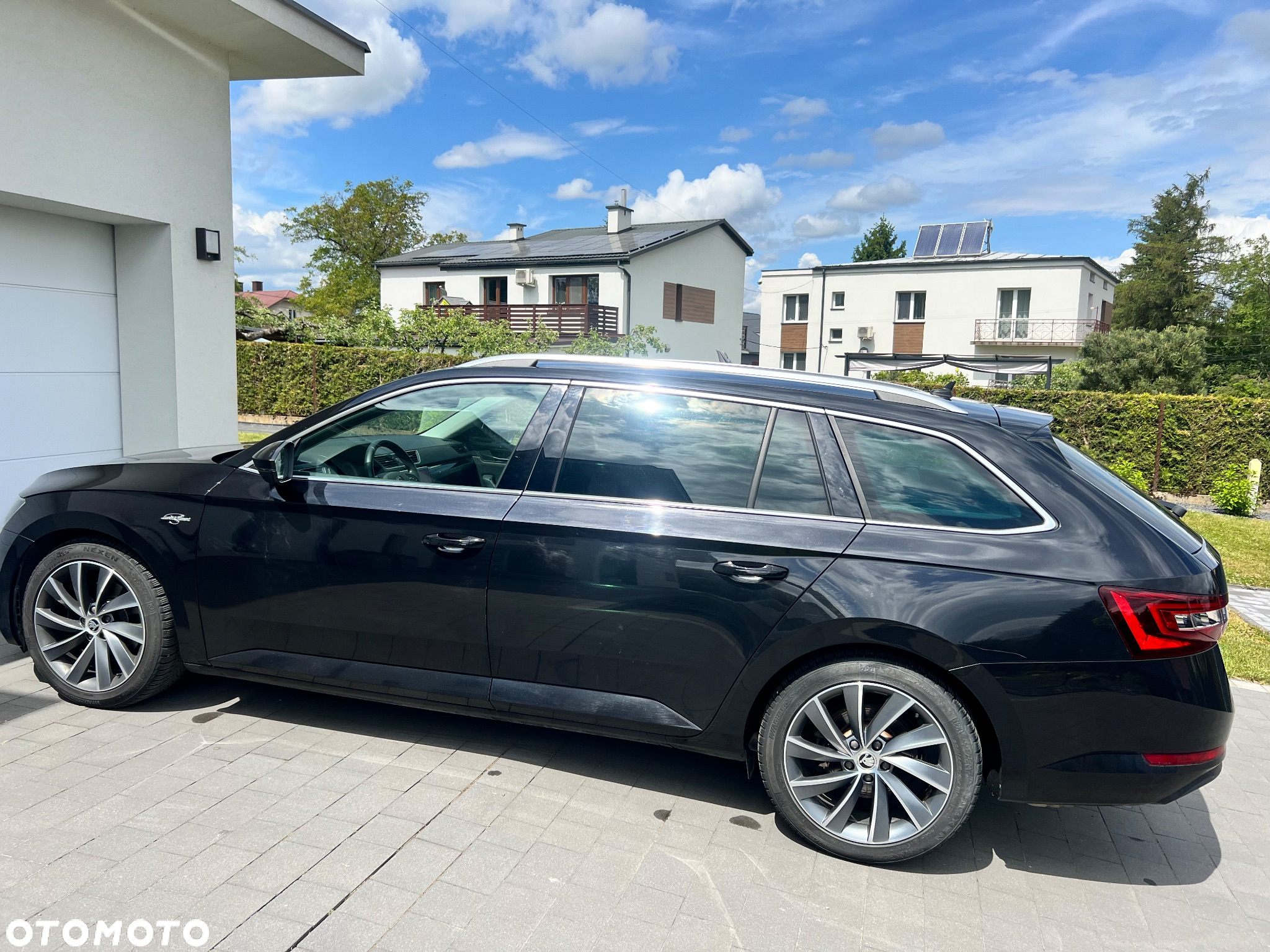 Skoda Superb 2.0 TDI 4x4 L&K DSG - 3