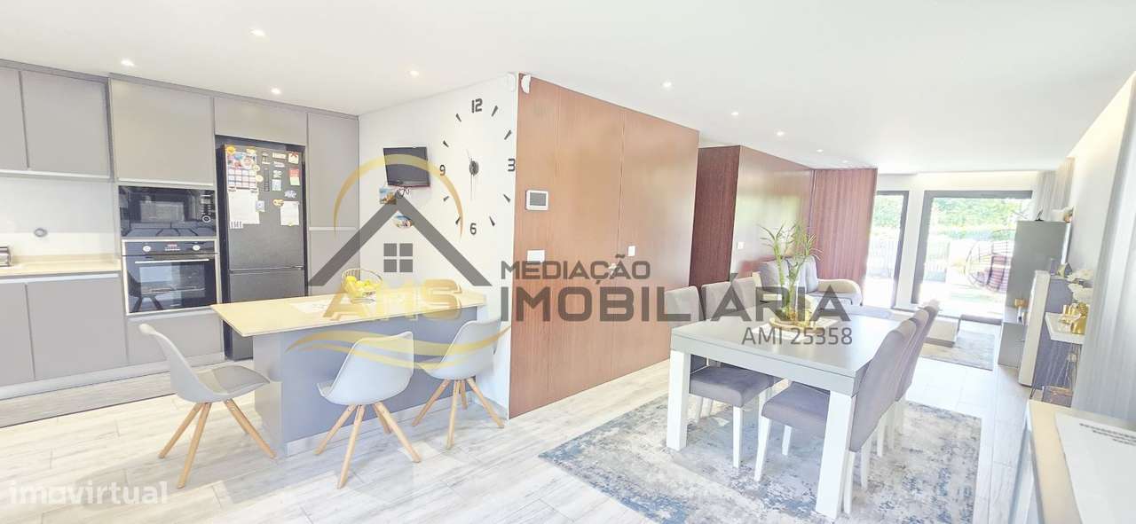 MORADIA PARA VENDA SEMI-NOVA-25