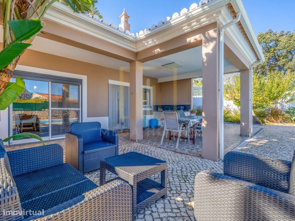 Moradia Isolada T3, com piscina, inserida em lote de 940m2, em Mexi...-46