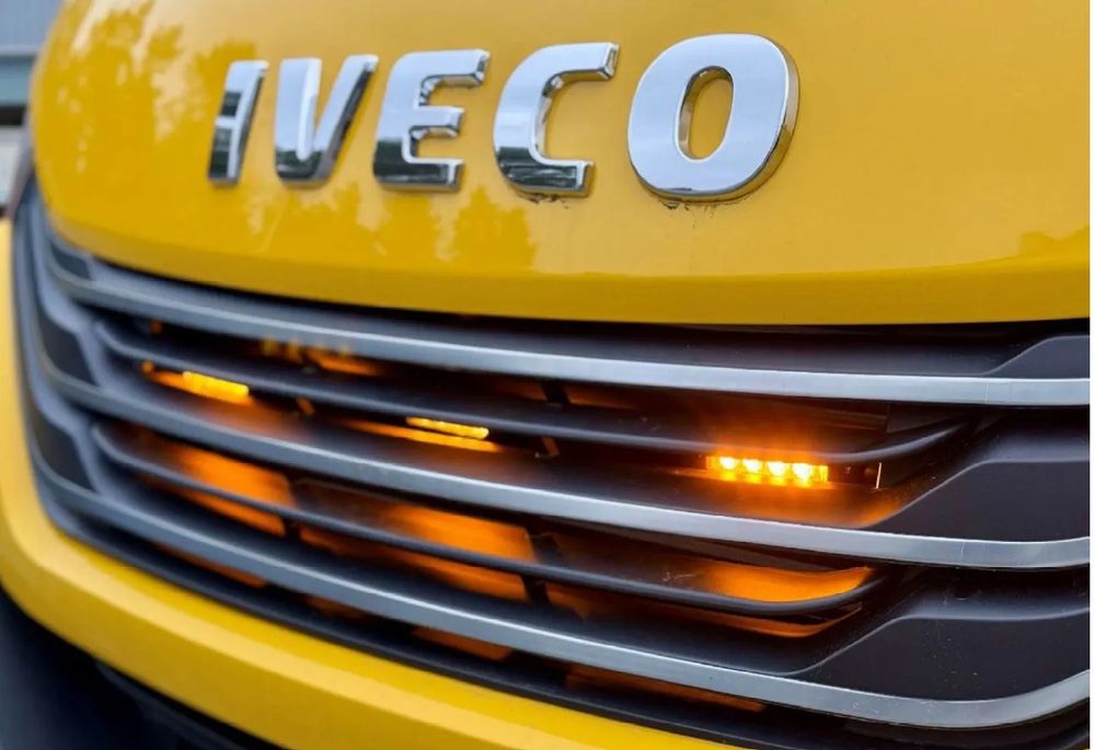 Iveco Daily 35S21HA8/P Laweta Pomoc Drogowa! POPRZEDNIA GENERACJA! Connect HI-MATIC!