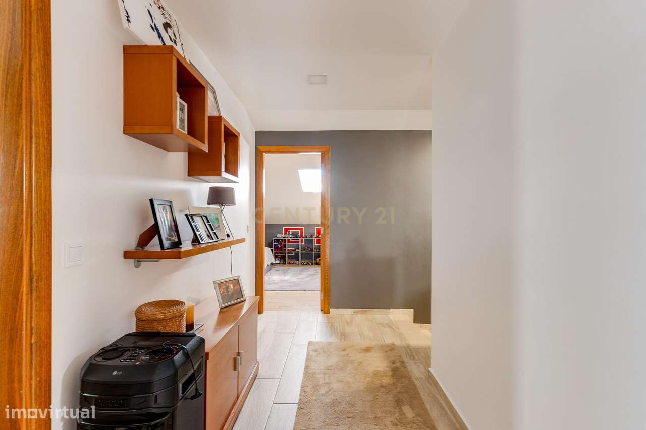 Moradia T4 +1  em Pombal || Potencial extra de rentabilidade-17