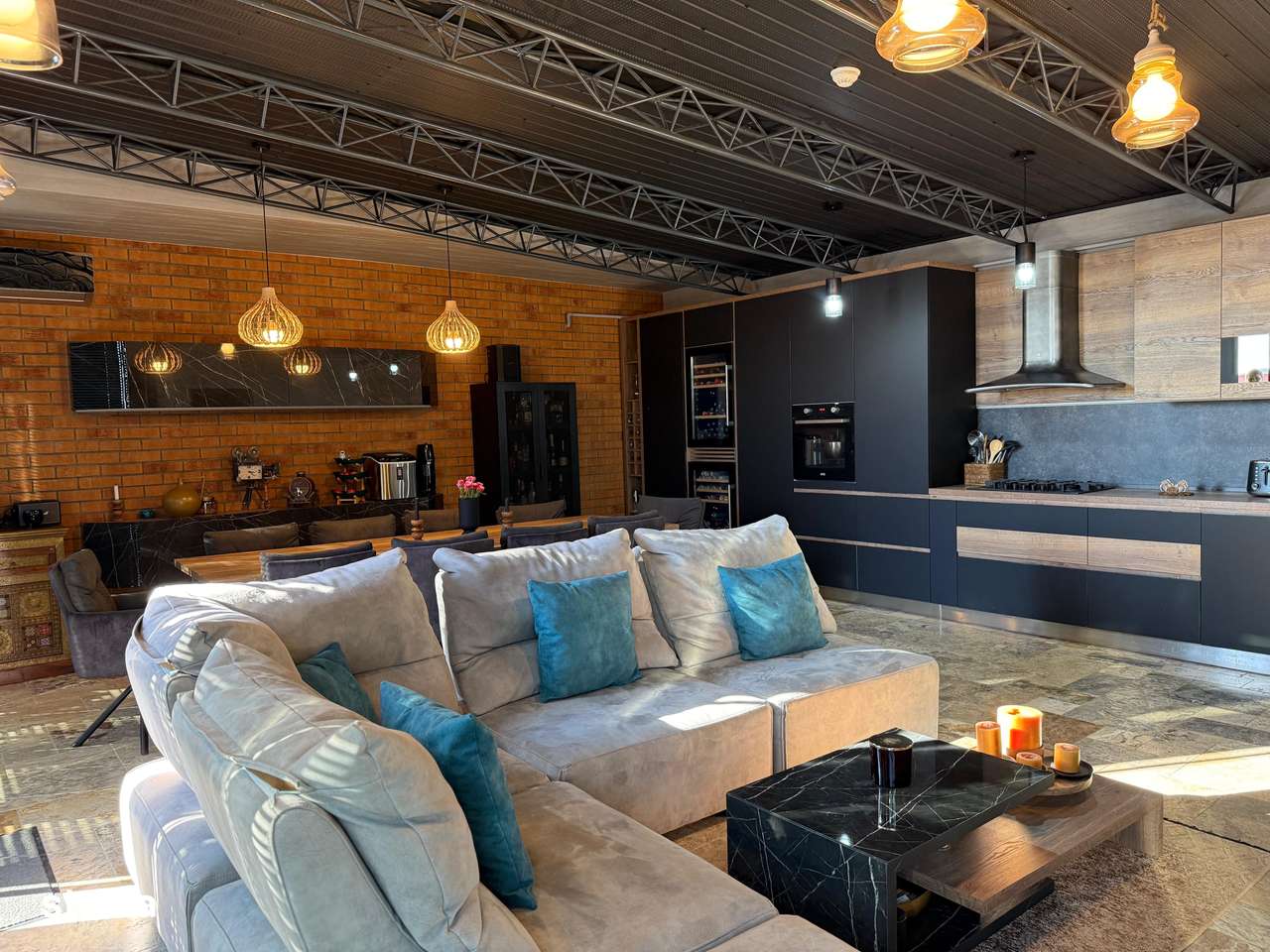 Penthouse 4 camere lux Mamaia Sat-13