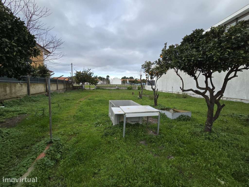 Terreno para construção urbana inserido em AUGI-8