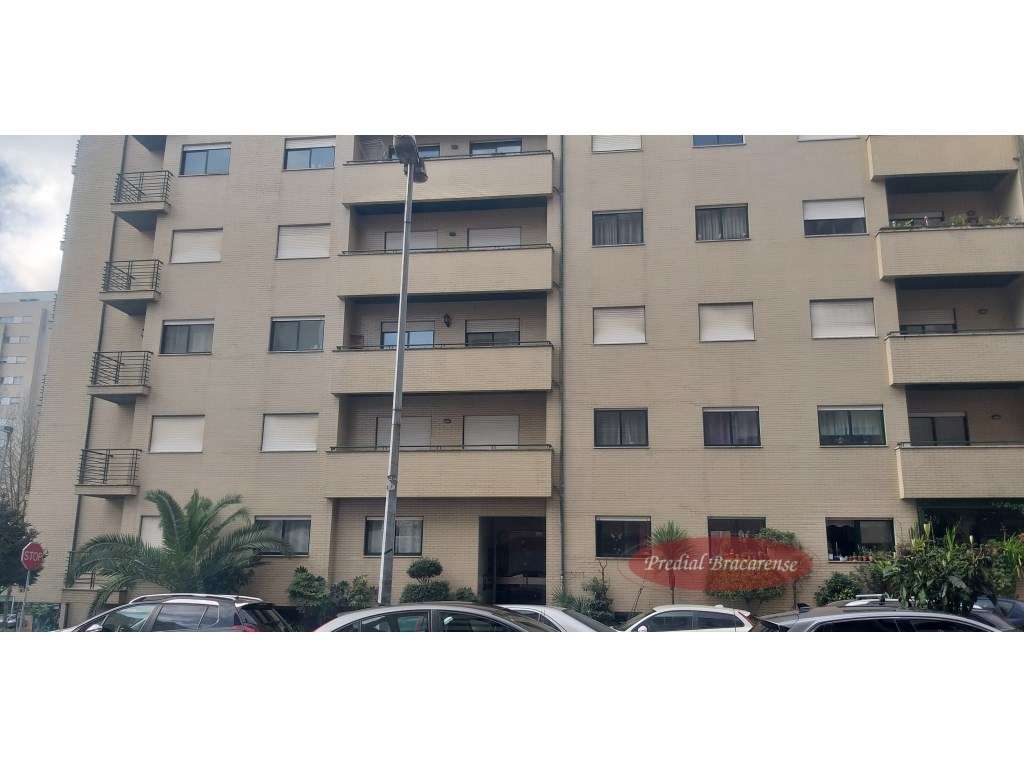 Apartamento T2 mobilado no BragaParque. - Grande imagem: 5/20