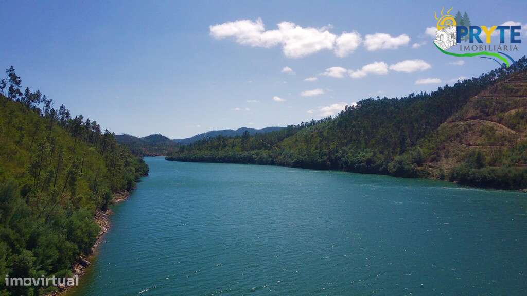Terreno rústico confinante e com uma vista incrível sobre o Rio Zêzere-6