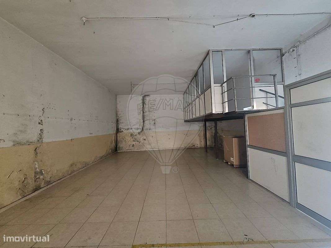 Armazém  para arrendamento - Grande imagem: 5/9