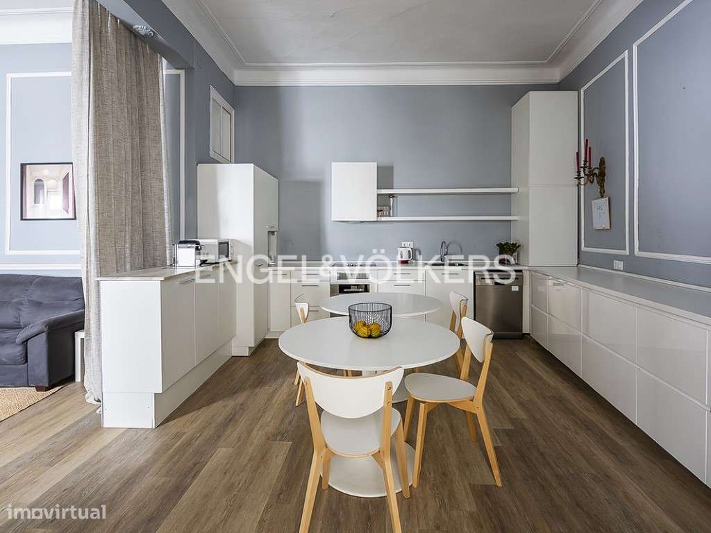 Palacete histórico no centro da cidade - para remodelação - Grande imagem: 5/27