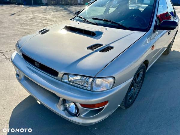 Subaru Impreza SW 2.0GT Turbo 4x4 - 38