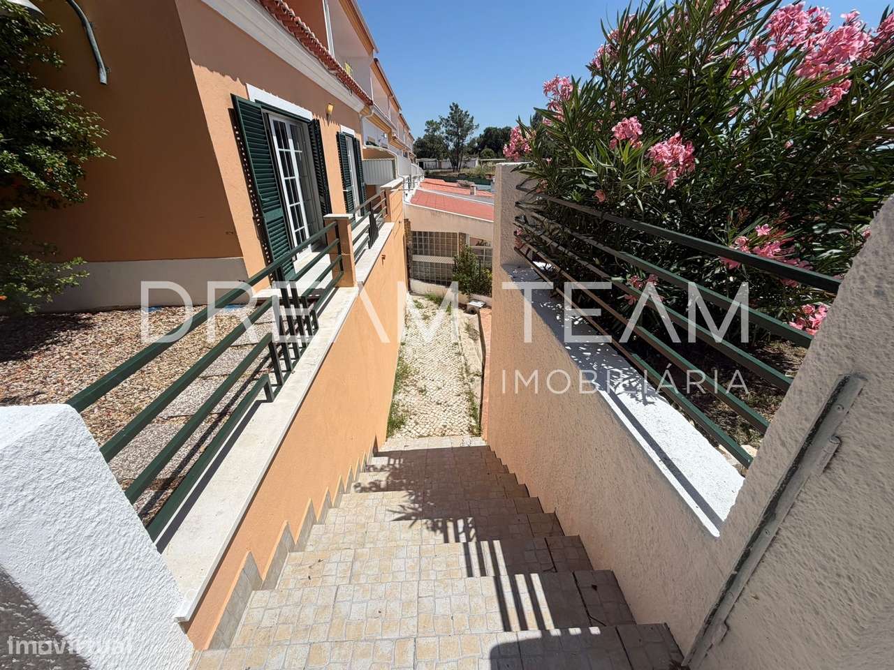 Moradia T4  com Piscina e Lote de 900 m² – Qta da Serralheira, Setúbal-30