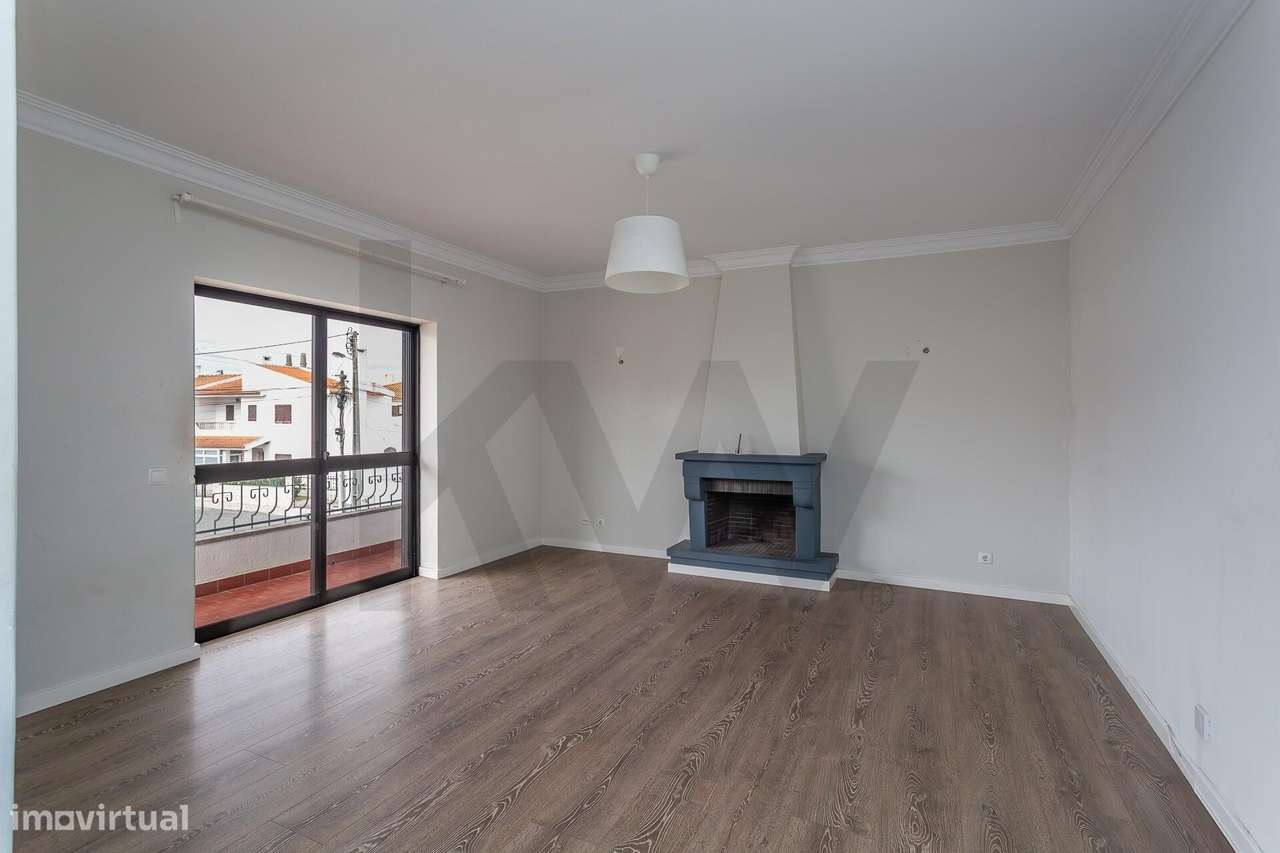 Andar de Moradia T2-24