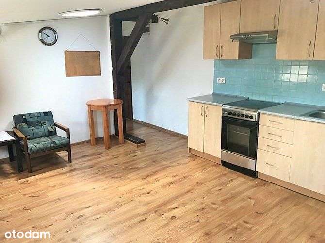 Dom wolnostojący, 3 lokale, każdy ma swoją-12