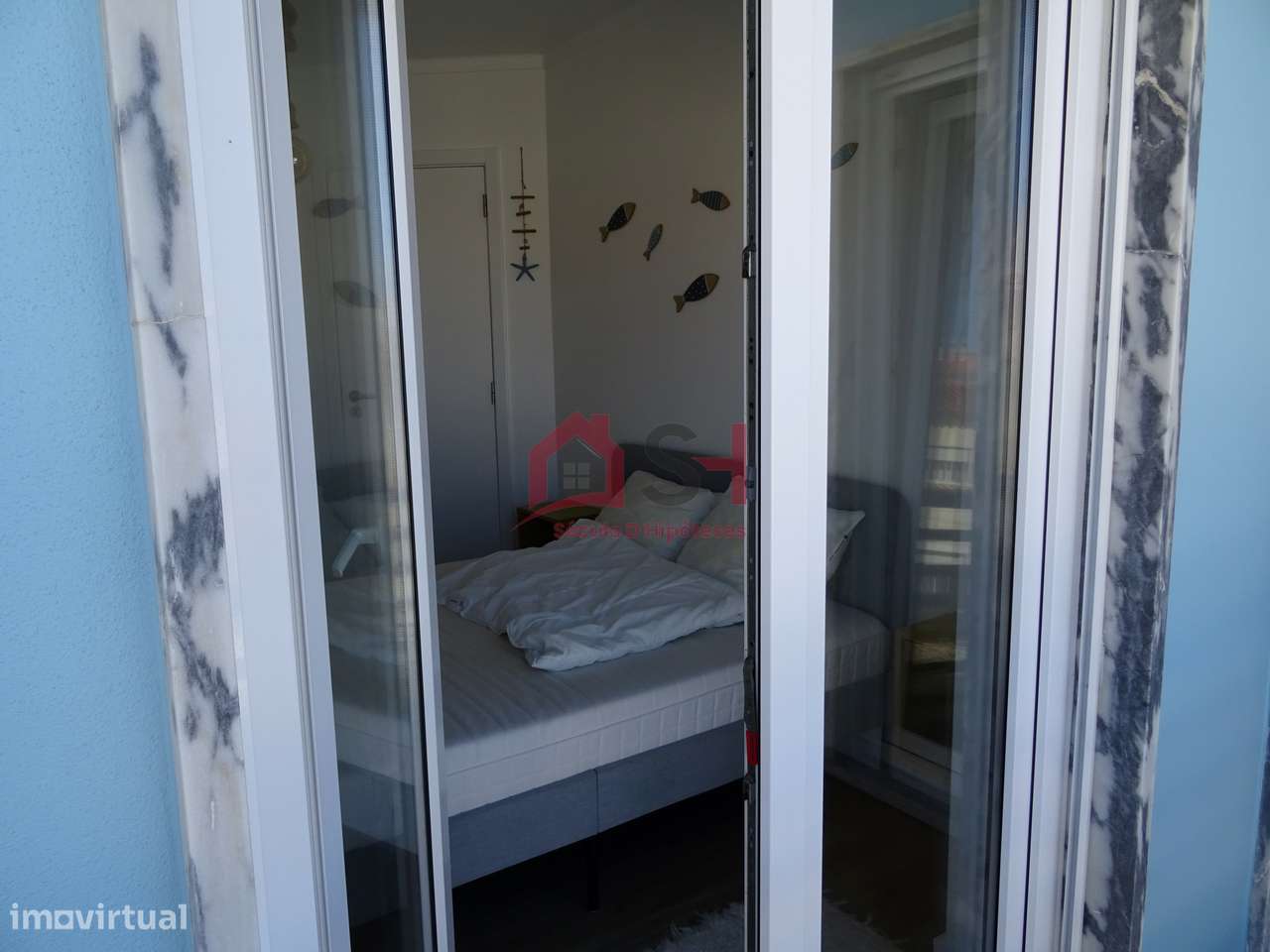 *Prédio com 2 Apartamentos + Loja + Arrecadação – Santa Cruz*-23