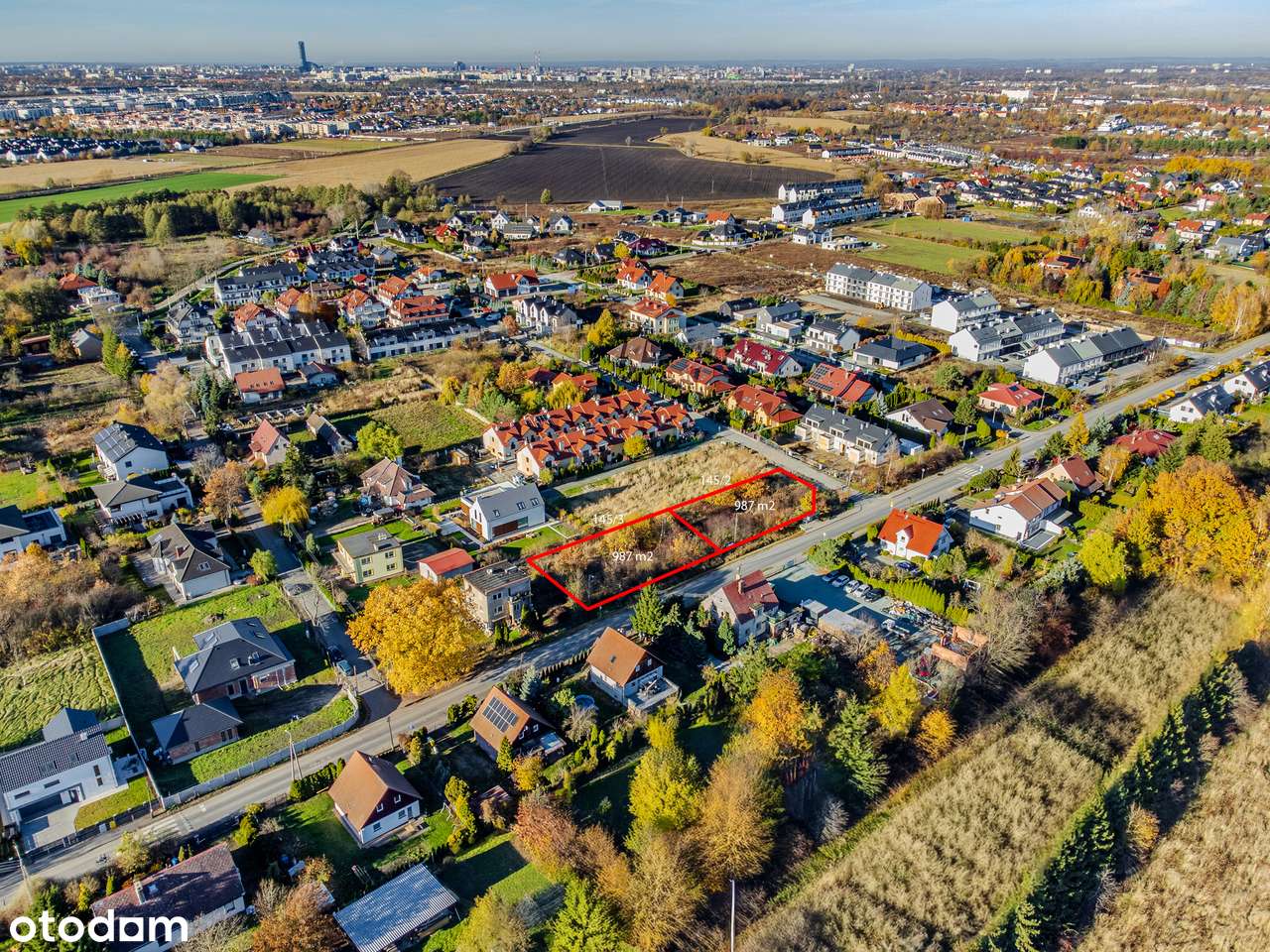 Teren inwestycyjny. Zabudowa mieszkaniowo-usługowa. Media.MPZP-1