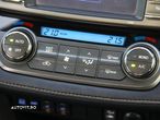 Toyota RAV4 2.2 D-4D 4x4 Automatik Comfort - 16