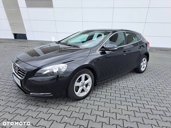 Volvo V40 D2 Momentum - 4