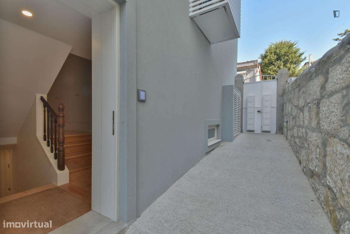 Apartamento com 1 quartos - localizado em Santo Ildefonso Porto - Grande imagem: 4/8