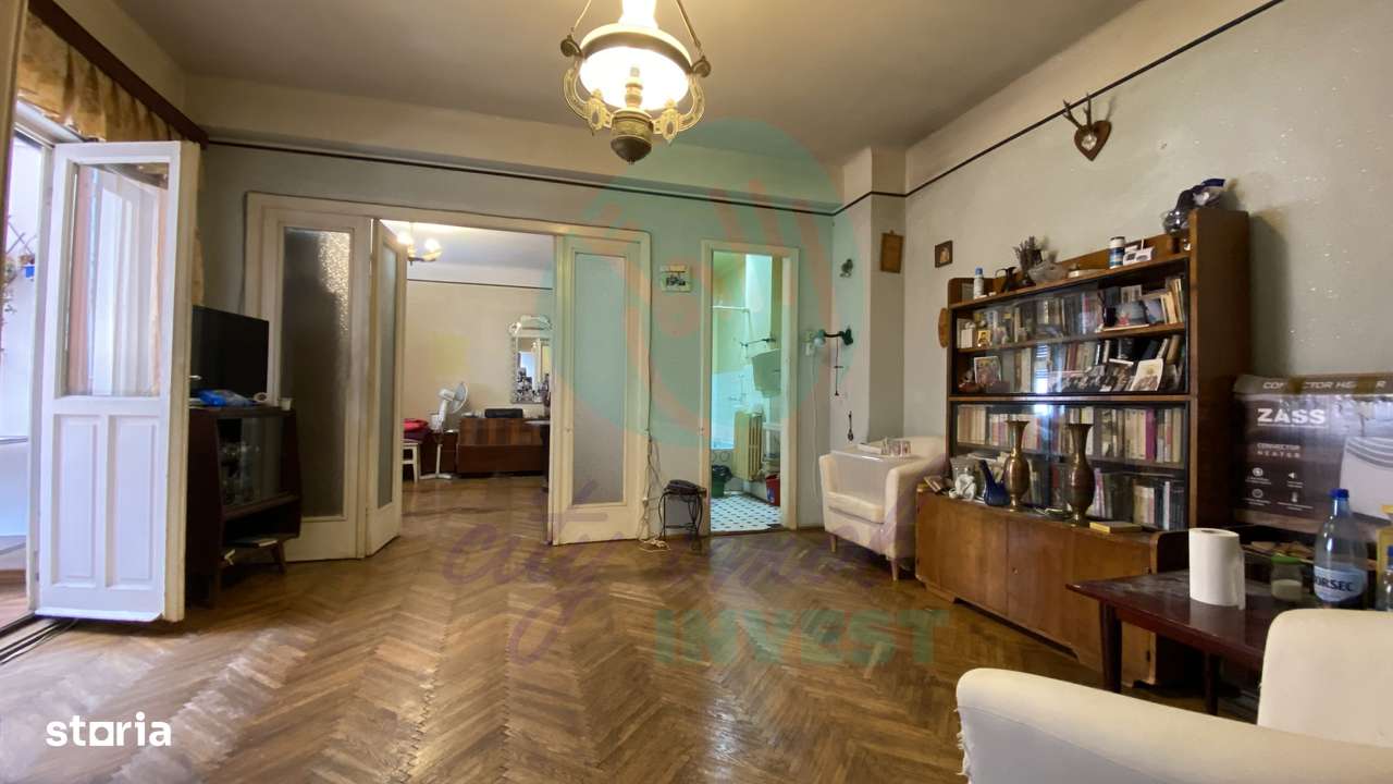 Apartament în vilă cu potențial, Moșilor-3