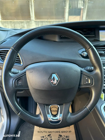 Renault Grand Scenic - 20