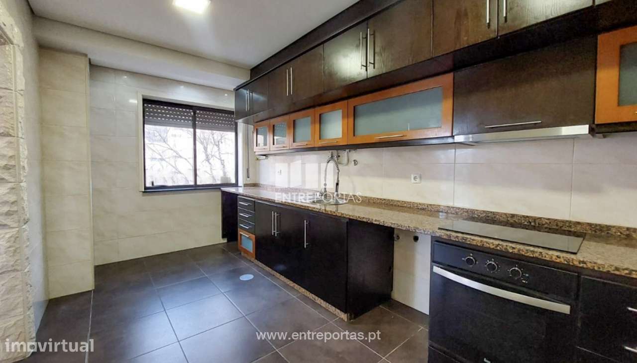 Venda de Apartamento T3, no centro da Póvoa de Varzim - Grande imagem: 4/18