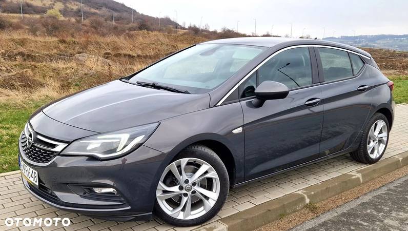 Opel Astra V 1.6 CDTI Dynamic - 1