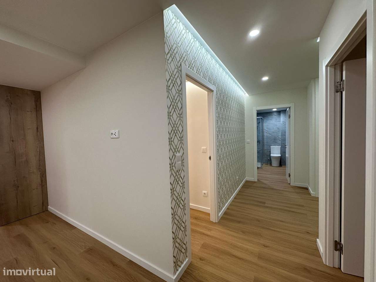 Apartamento T2 totalmente renovado, vista mar-8