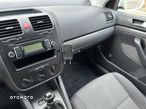 Volkswagen Golf V 1.9 TDI Comfortline - 19