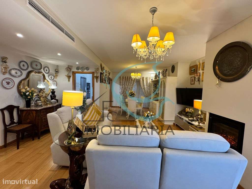 T3 de Luxo com Piso Privativo, Varandas Panorâmicas, Garagem Dupla ...-8