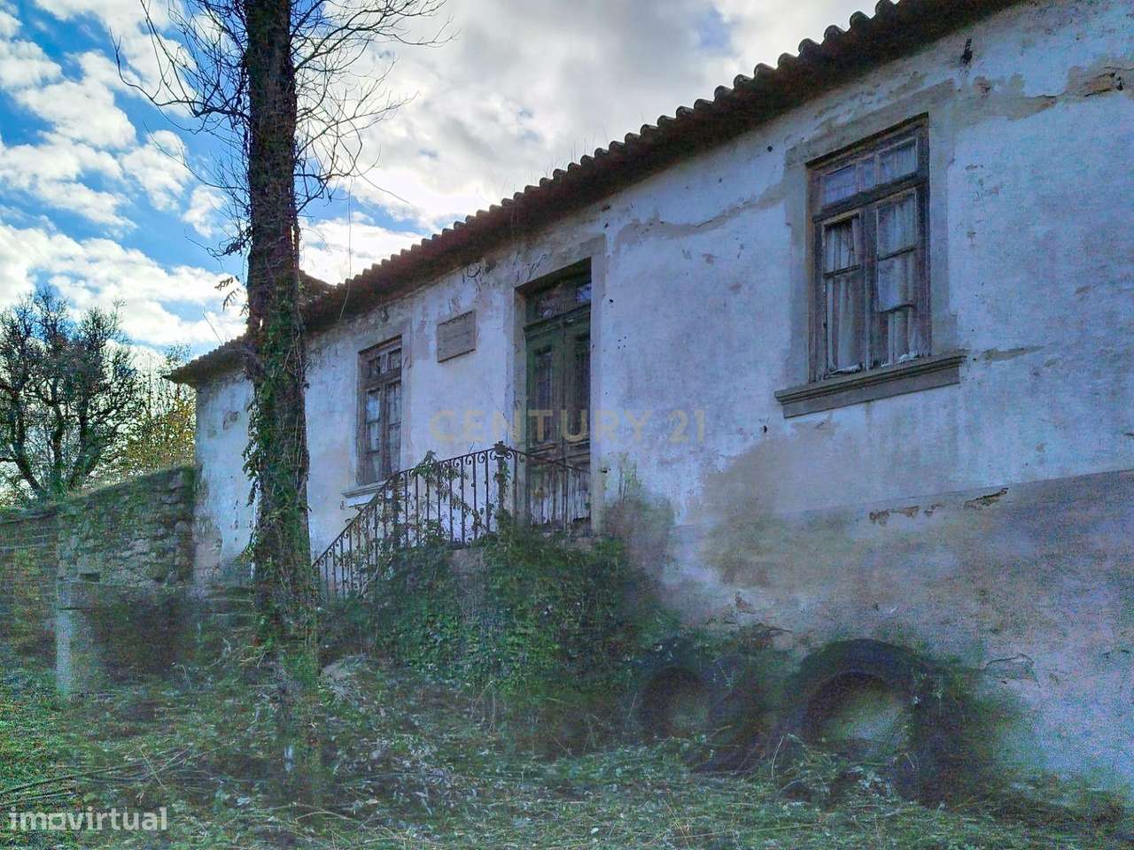 Ruina em Fontoura, Valença - Oportunidade Única!-5