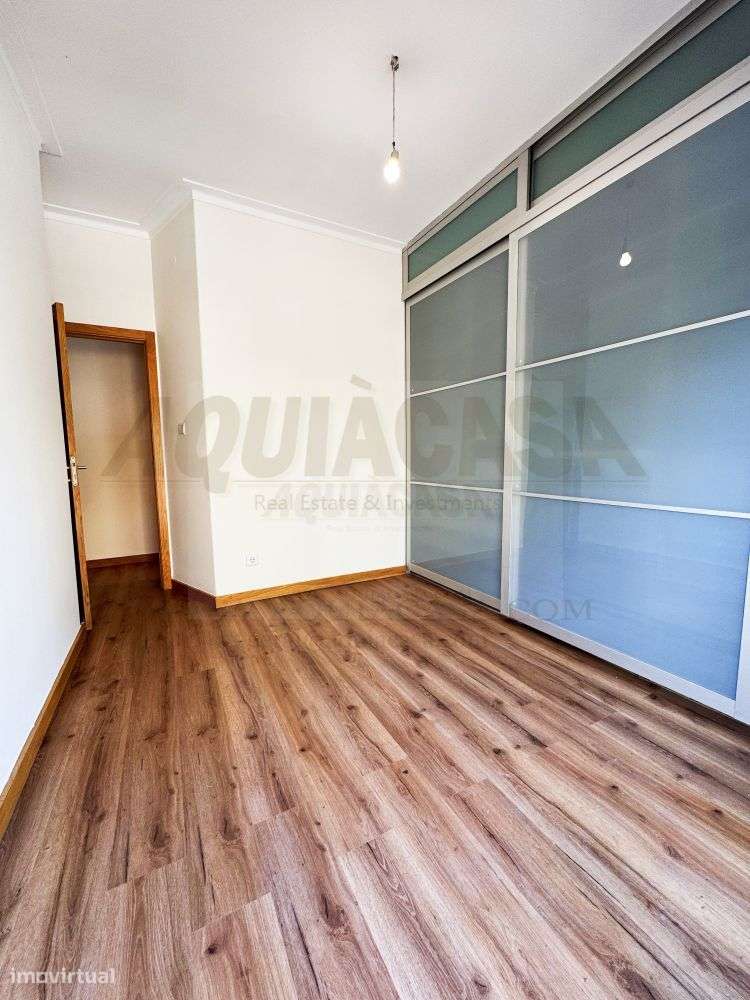 Apartamento T3 Renovado no Bonfim, Porto | 2 Casas de Banho-18