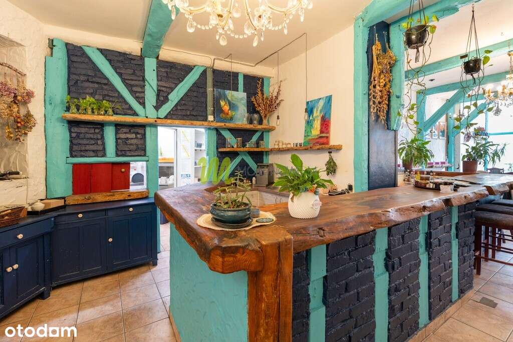 Lokal z witryną, wejściem z ulicy i ogródkiem-4