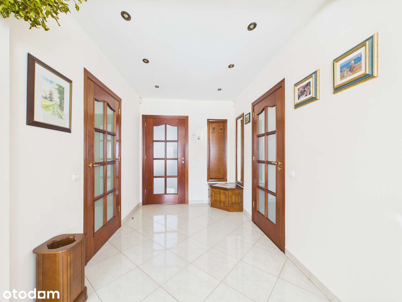 Piękna posiadłość z basenem, malownicza działka 1,5 ha.-6